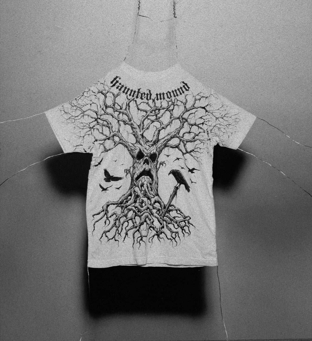 Haunted Mound - Affliction Clothing